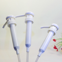 Pompe doseuse à long bec blanc 38/400, pompe à sirop à pression manuelle pour gallon, vente en gros du fabricant, personnalisable