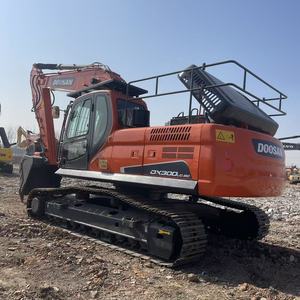 รถขุดตีนตะขาบ Doosan DX300LC - 9C มือสอง น้ำหนัก 30 ตัน เครื่องยนต์ DL08 ถังขนาด 1.6 ลูกบาศก์เมตร - Product Image 2