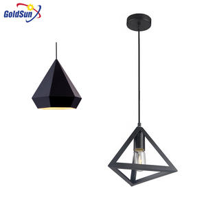 Lampe suspendue noire en forme de <span class=keywords><strong>cage</strong></span> métallique, design créatif moderne, luminaire décoratif d'intérieur, idéal pour une salle à manger ou une boutique - Product Image 5