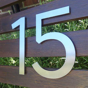 Numéro de maison en acier inoxydable 53, plaque de porte minimaliste à montage mural, signe numérique en métal pour la décoration extérieure de la maison - Product Image 2