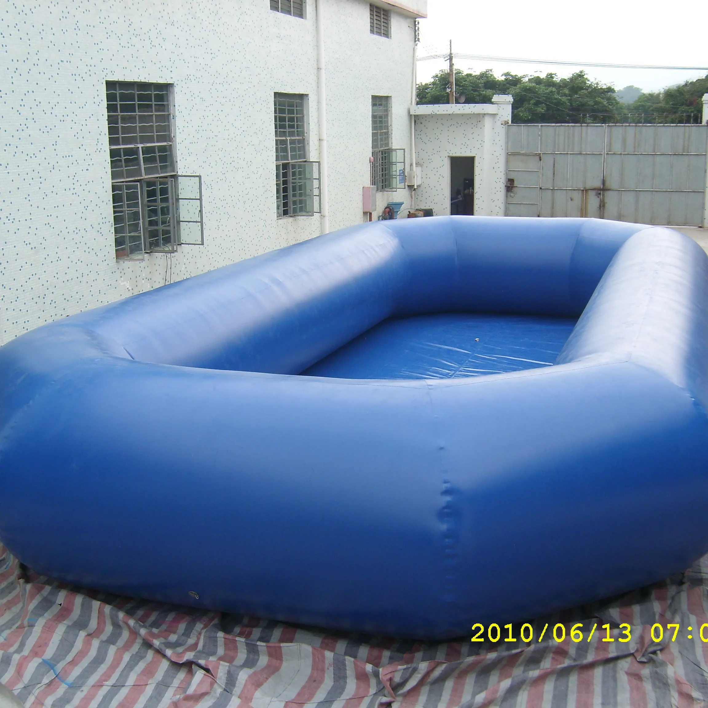 बिक्री के लिए सबसे टिकाऊ inflatable गहरी स्विमिंग पूल