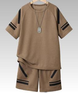 Set Personalizzato <span class=keywords><strong>di</strong></span> T-shirt e Pantaloncini, Tute Stile Streetwear, Completo Sportivo con Stampe e Ricami Artigianali - Product Image 3