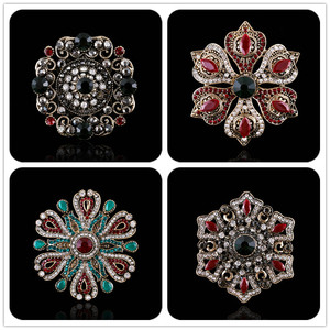 Nouvelle Broche Classique en Alliage Plaqué Or en Forme de Fleur, Épingle Croix Trésor, Designs Personnalisés, Unisexe, Luxe, Tendance, Cadeau de Fête - Product Image 1