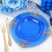 Assiettes rondes bleues avec bordure en dentelle dorée royale, assiettes en plastique de qualité supérieure, ensemble d'assiettes de présentation, assiettes jetables pour mariage, pour 50 invités