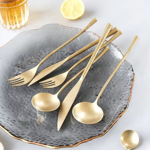 YIMIVIVIAN Vintage Gold Cutlery Set 304 Stainless Steel Steak Knife Fork Spoon Solid Color Dinnerware Sets - Product Image 3