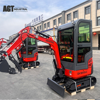 Mini-excavatrice compacte sur chenilles avec moteur Kubota D722, bras hydraulique à rotation latérale, cabine fermée pour travaux agricoles et aménagement paysager
