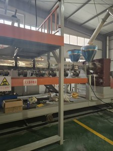 สายการผลิตแผ่นเมมเบรนกันน้ำ HDPE ตลับลูกปืนเกียร์แบบไม่ใช้ยางมะตอยมาตรฐาน ISO CE ประสิทธิภาพสูง - Product Image 5
