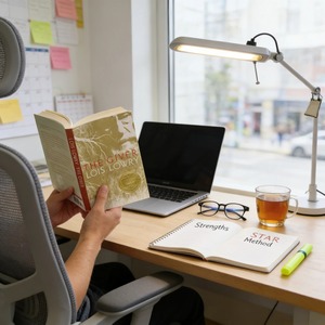 <span class=keywords><strong>Le</strong></span> Donateur, roman de littérature jeunesse et d'éthique stimulant la réflexion, de <span class=keywords><strong>Lois</strong></span> <span class=keywords><strong>Lowry</strong></span> - Product Image 4