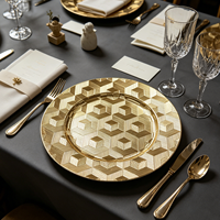 Assiette de présentation élégante de 13 pouces en plastique durable et non toxique avec motif personnalisé pour la décoration de table de fête, de mariage ou de banquet