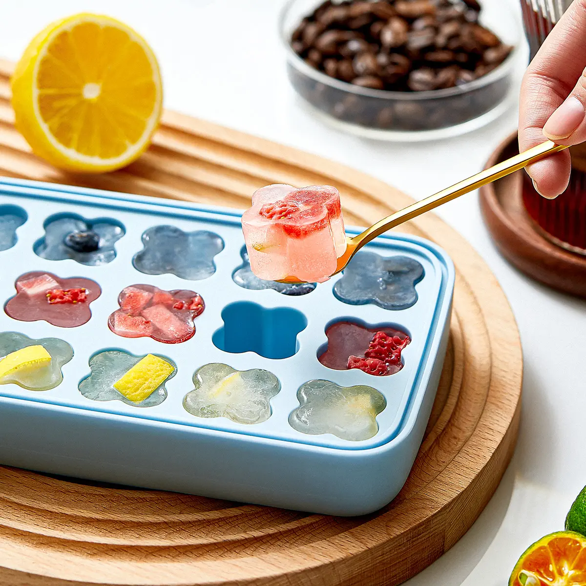 Sản xuất Khay đá nhựa Silicone Ice Cube Maker khuôn với nắp và khay bin Ice Cube khay