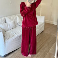 Pyjama en velours style français pour femme, automne et hiver, simple et décontracté, couleur unie, romantique, avec patchwork en dentelle