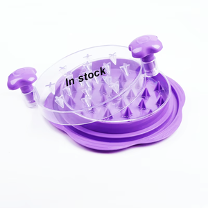 Grand déchiqueteuse de poulet avec bol et brosse en plastique multicolore à dents dentelées solides pour la cuisine à domicile en stock - Product Image 1