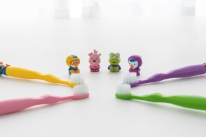 Wholesale Korea Custom Pororo Cartoon Kids Soft <b>Toothbrush</b> 1pc Children Oral Care <b>Toothbrush</b> Made in Korea - Product Image 3