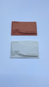 La migliore vendita su misura 3D eco-friendly in Silicone PVC gomma in rilievo ferro morbido su toppe per etichette di abbigliamento - Product Image 5