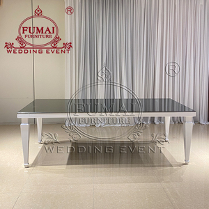 Mesa de Comedor Moderna de Acero Inoxidable Plateado de 8 Pies para 10-12 Personas, Construcción Duradera de Vidrio, Uso en Exteriores - Product Image 1
