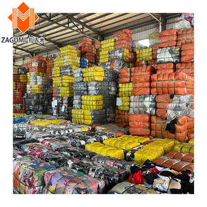 Hissen <span class=keywords><strong>Ballot</strong></span> de vêtements <span class=keywords><strong>vintage</strong></span> en vrac pour hommes, friperie, 45 kg, vêtements d'occasion originaux - Product Image 2