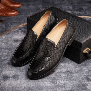 Mocasines y Zapatos de Cuero de Alta Gama para Hombre, Zapatos Formales para Bodas, Banquetes y Negocios, Hechos a Mano, Elegantes y Cómodos - Product Image 1