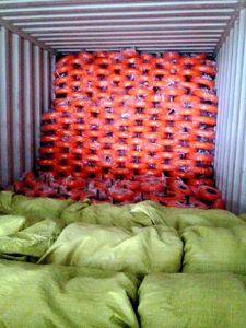 ล้อโฟม PU คุณภาพสูง 4.00-8 แบบไม่มียางใน พร้อมขอบโลหะและลูกปืน สำหรับรถเข็นก่อสร้าง รถเข็นสวน รถลาก - Product Image 3