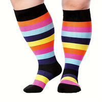 Chaussettes de compression pour hommes, grande taille, personnalisables, à rayures, design sportif, performance, chaussettes longues pour la course à pied et le basket-ball