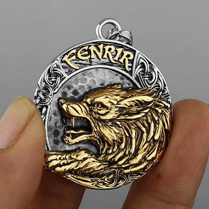 Nouveau Collier Pendentif Disque Gravé Horoscope Géométrique Tendance 2023 avec Chaîne à Maillons Personnalisé en Acier Inoxydable pour Homme Signe Astrologique - Product Image 3