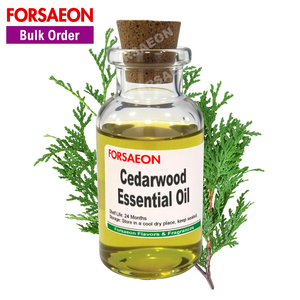 Olio Essenziale di Cedro all'Ingrosso, Materiale Chimico Aromatico ad Alta Purezza per Produzione di Profumi, Cosmetici, Saponi e Detergenti - Product Image 1