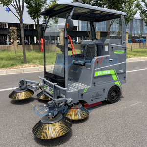 Outdoor High-intensity and High-efficiency Four-<b>wheel</b> Street Cleaning Vehicle/street Cleaning Vehicle with Five Floor <b>Brushes</b> - Product Image 5
