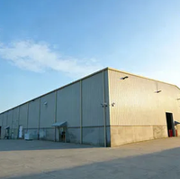 Maison modulaire préfabriquée à aménagement spacieux, structure en acier léger avec plan de sol ouvert pour les familles