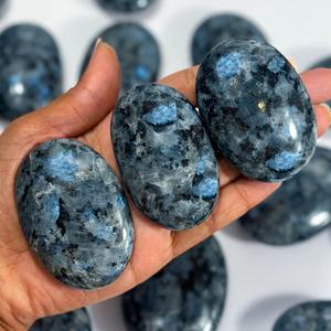 Pierre de palmier Larvikite polie de haute qualité en gros pour la décoration intérieure et les cadeaux de Noël - Product Image 2