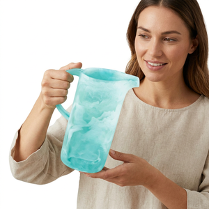 Carafe Moderne en Résine Turquoise Incassable, Compatible Lave-Vaisselle, Écologique, pour Vin et Bière, Idéale pour les Fêtes - Product Image 1