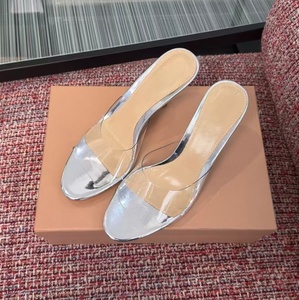 Mules à talons hauts en PVC transparent avec bout argenté métallisé, sandales de soirée à enfiler pour femme - Product Image 5