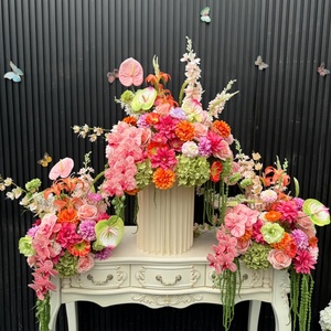 Centrotavola Floreale per Matrimoni 2027, Stile Popolare, Sfere di Fiori Vivaci e Colorate per Decorazioni Nuziali - Product Image 6