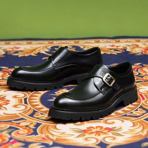Chaussures en cuir décontractées pour hommes, résistantes à l'usure, légères, respirantes, de haute qualité - Product Image 4