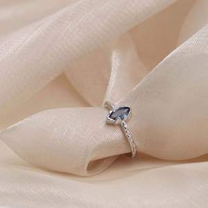 Anello di nozze 925 in argento Sterling rodiato acquamarina zirconio solitario - Product Image 2