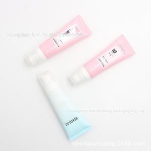 Pour <span class=keywords><strong>Amazon</strong></span> Cross-Border Pink Scrub Mat Cosmétique Aloe Vera Gel Enduit Papier Nettoyant pour le Visage dans une Bouteille Estampée - Product Image 1