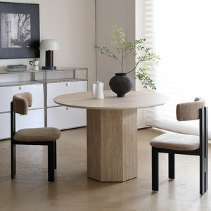 Mesa de comedor redonda con acabado de grano de madera, estructura estable para casas pequeñas - Product Image 4