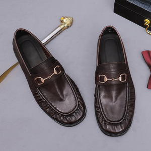 Nuevos zapatos casuales cómodos para hombre, hechos de cuero genuino de vaca, cuero suave y moderno, zapatos de cuero de fácil cuidado. - Product Image 4
