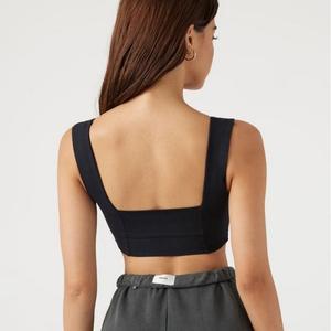 Logotipo personalizado Moda Mujer Compresión suave Control firme Sujetador deportivo de cuello cuadrado de apoyo - Product Image 2