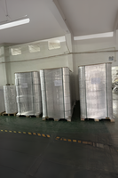 Rouleaux géants de papier couché simple face C1S, autocollants adhésifs imperméables imprimés sur mesure pour appareils électroménagers, fournis directement par l'usine