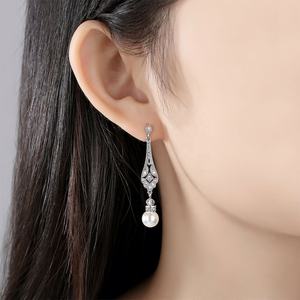 Pendientes Largos de Perlas de Imitación de Alta Gama, Geométricos, Chapados en Oro, Estilo Coreano, Simples, con Incrustaciones de Circonio para Mujer - Product Image 3