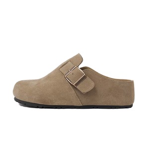 Zuecos cerrados de ante marrón con hebilla, forro de felpa, para invierno, sin cordones, de corcho - Product Image 3