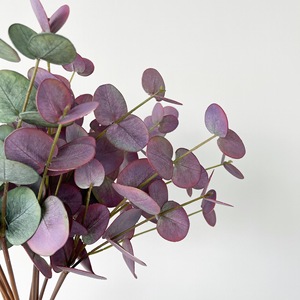 Feuilles d'eucalyptus artificielles 30cm-100cm vertes et violettes pour arrangements floraux, décorations de mariage et de bureau - Product Image 2