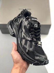 Scarpe da Uomo di Alta Qualità, Sneakers Casual Nere di Design, Scarpe da Passeggio e Running per Uomo - Product Image 4