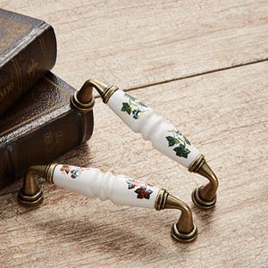 Poignées de meubles en <span class=keywords><strong>porcelaine</strong></span> en vente chaude, <span class=keywords><strong>poignée</strong></span> de porte de placard, décoration moderne, commode de chambre à coucher, <span class=keywords><strong>poignée</strong></span> de tiroir de <span class=keywords><strong>cuisine</strong></span> - Product Image 6