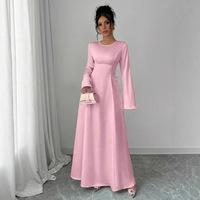 Robe moderne élégante sur mesure OEM, coupe crayon, à fines bretelles, avec ceinture à la taille, ajustée et haut de gamme, fabriquée en usine