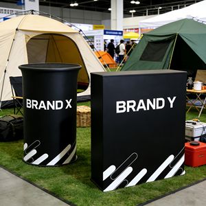 Mostrador Promocional Reutilizable para Exposiciones, Diseño Ligero y Plegable, Tamaños Personalizables, Embalaje Seguro para Envío Marítimo - Product Image 1