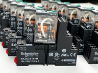 10x Relay + Base Rxze2s114m 10a 250v 2.5kv Rxm4ab1bd 24 Vdc Set Lengkap Aksesoris PLC Industri: Sensor / Kontaktor