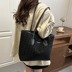 2026 Nieuwe Winter Casual Retro Dames Handtas met Grote Capaciteit en Luipaardprint Tote <span class=keywords><strong>Bag</strong></span> - Product Image 4