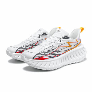 أحذية جري للرجال والنساء ذات نعل مرن مصنوع من الكربون المشكل ثلاثي الأبعاد مع طبقة علوية من TPU وجزء علوي شبكي قابل للتنفس - Product Image 2