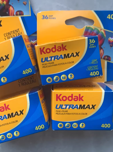 <span class=keywords><strong>Kodak</strong></span> UltraMax <span class=keywords><strong>400</strong></span> °   Película Negativa de 135 Colores - Product Image 3
