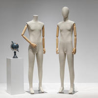 Meilleur Prix Mannequin Homme Élégant en Tissu pour Présentation de Vêtements, Modèle Corporel Complet avec Main en Bois